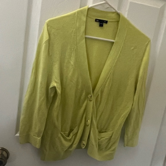 Neon Yellow Deep-V 3/4 Sleeve Sweater w/ 3-Brown Buttons & 2 Small Pockets - Picture 2 of 6